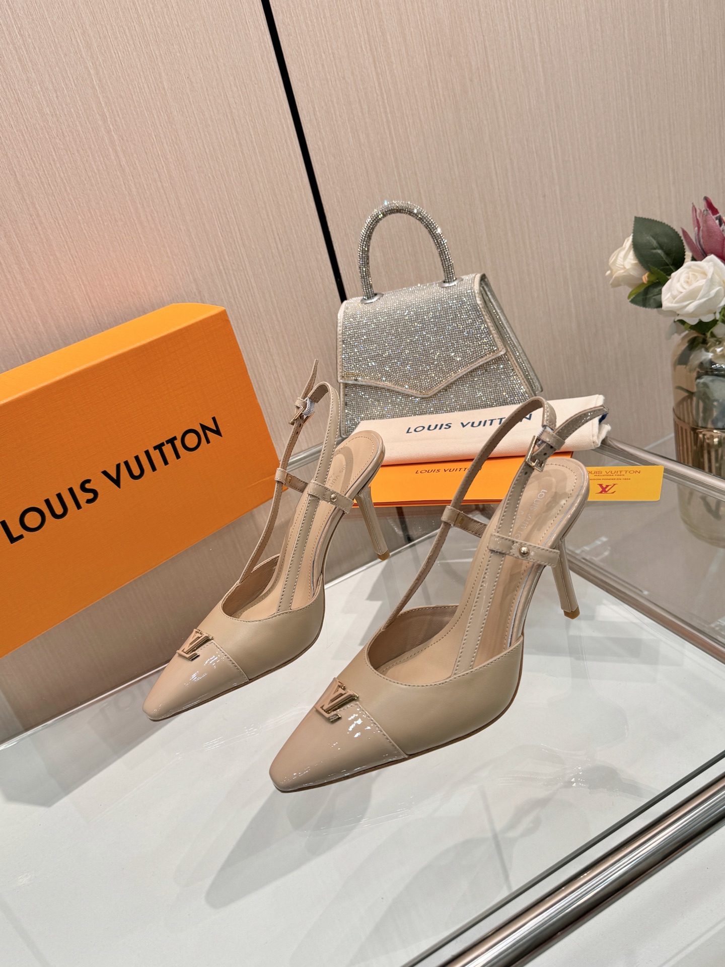 LV 2026 Early Spring Open-Back Shoes
