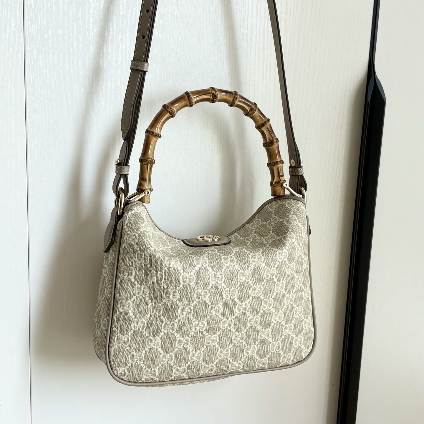 Gucci Diana