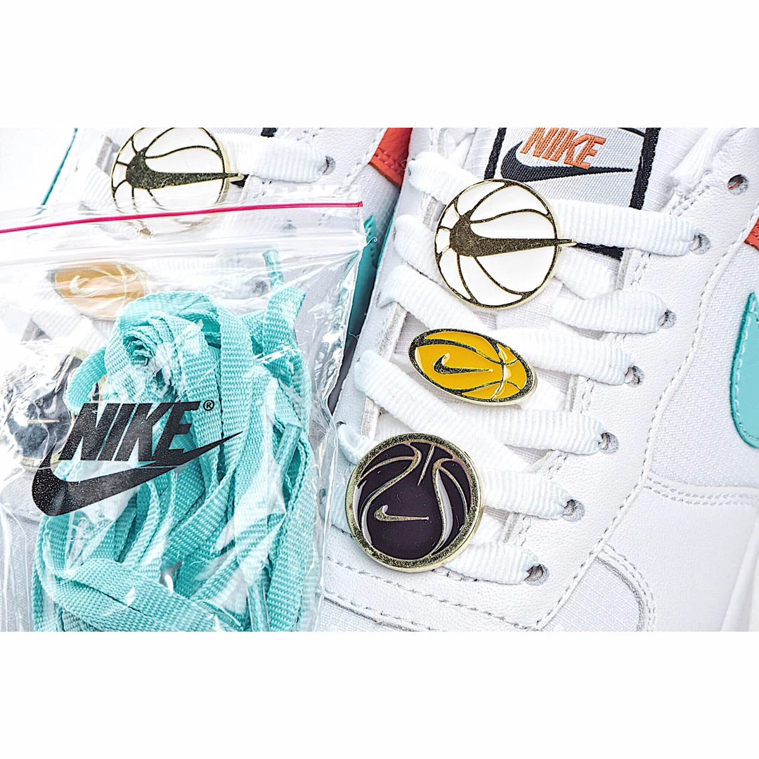 Nike Womens Air Force 1 07 SEWhite/Light Aqua Low Top Sneakers