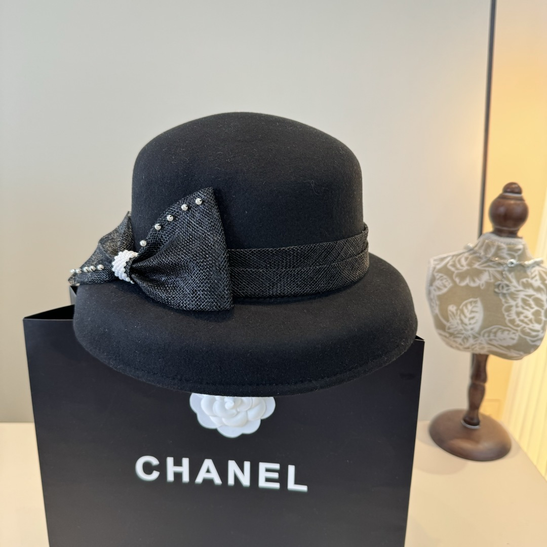 Miumiu Bucket Hat