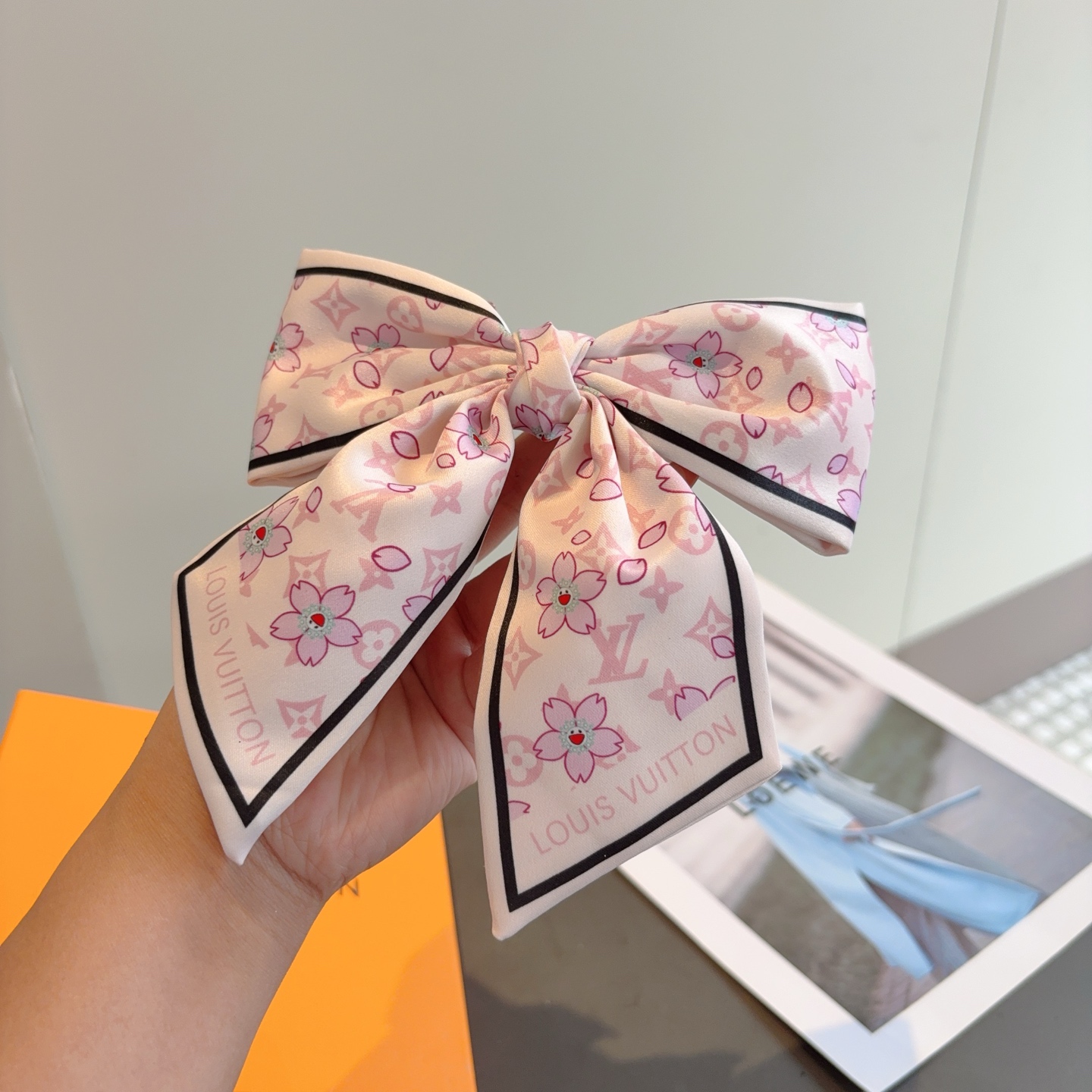 Louis Vuitton hairpin