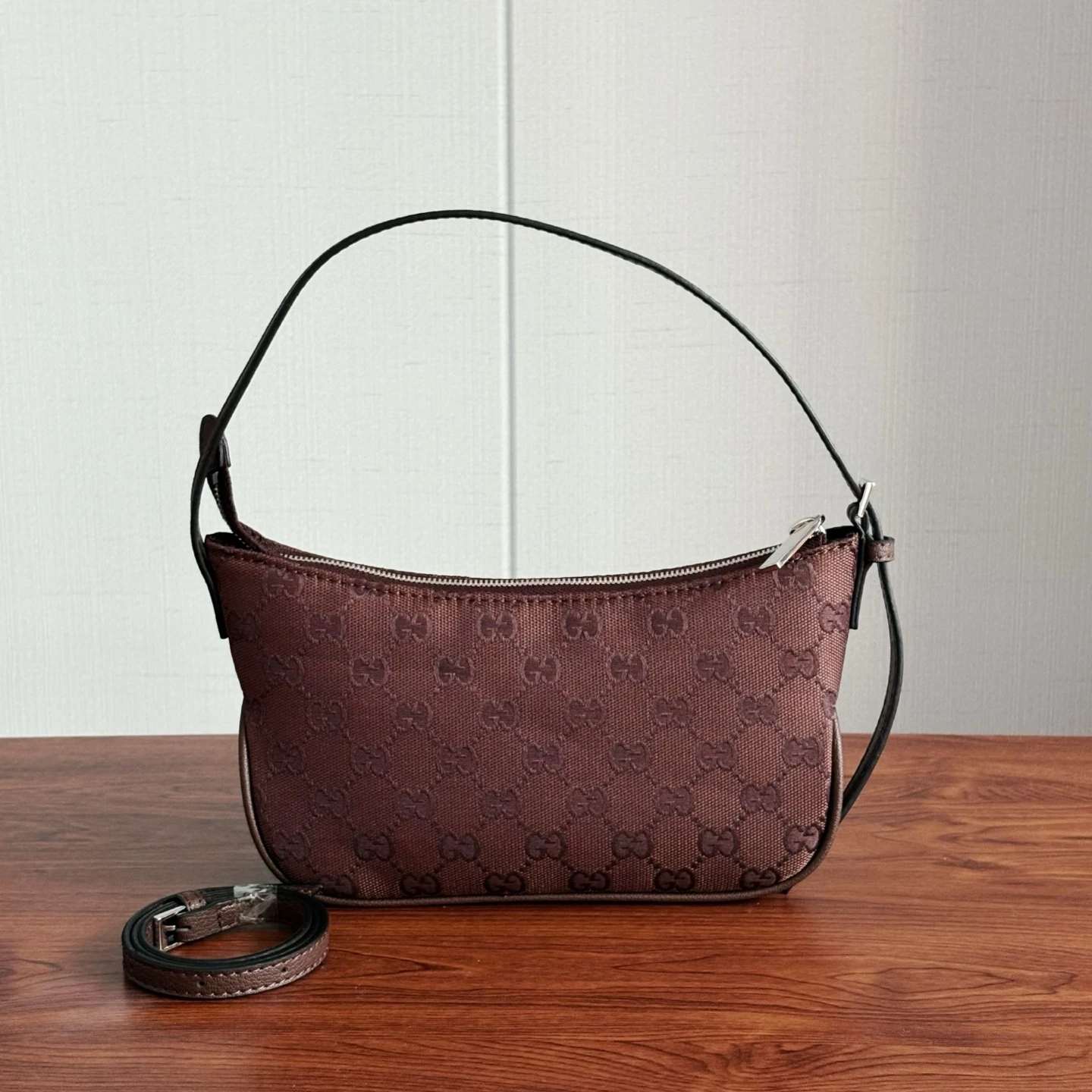 Lady Lunetta Shoulder Bag