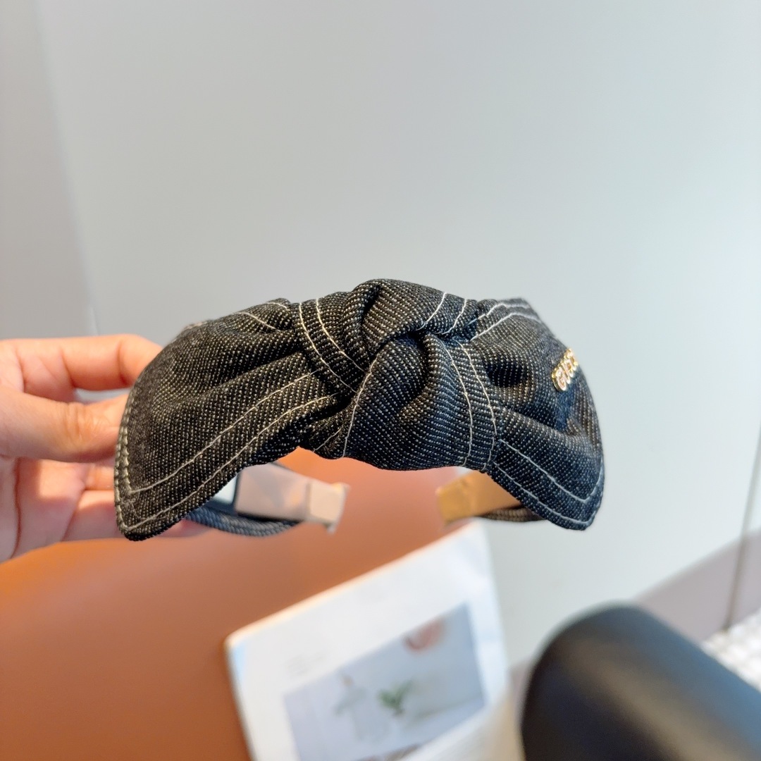 Gucci hair band