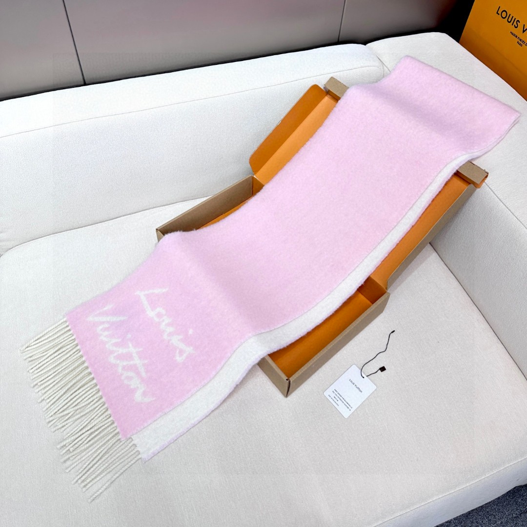 Louis Vuitton Scarves