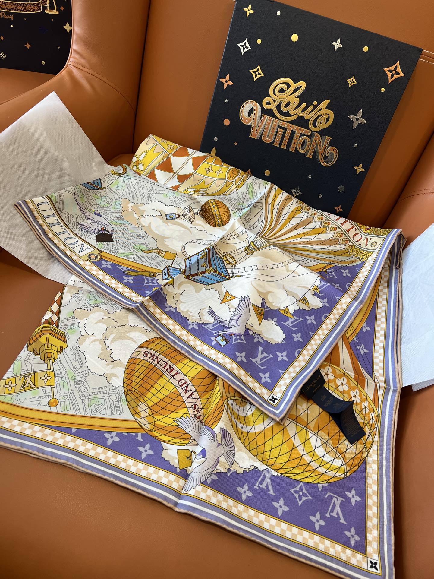 Louis Vuitton Scarves
