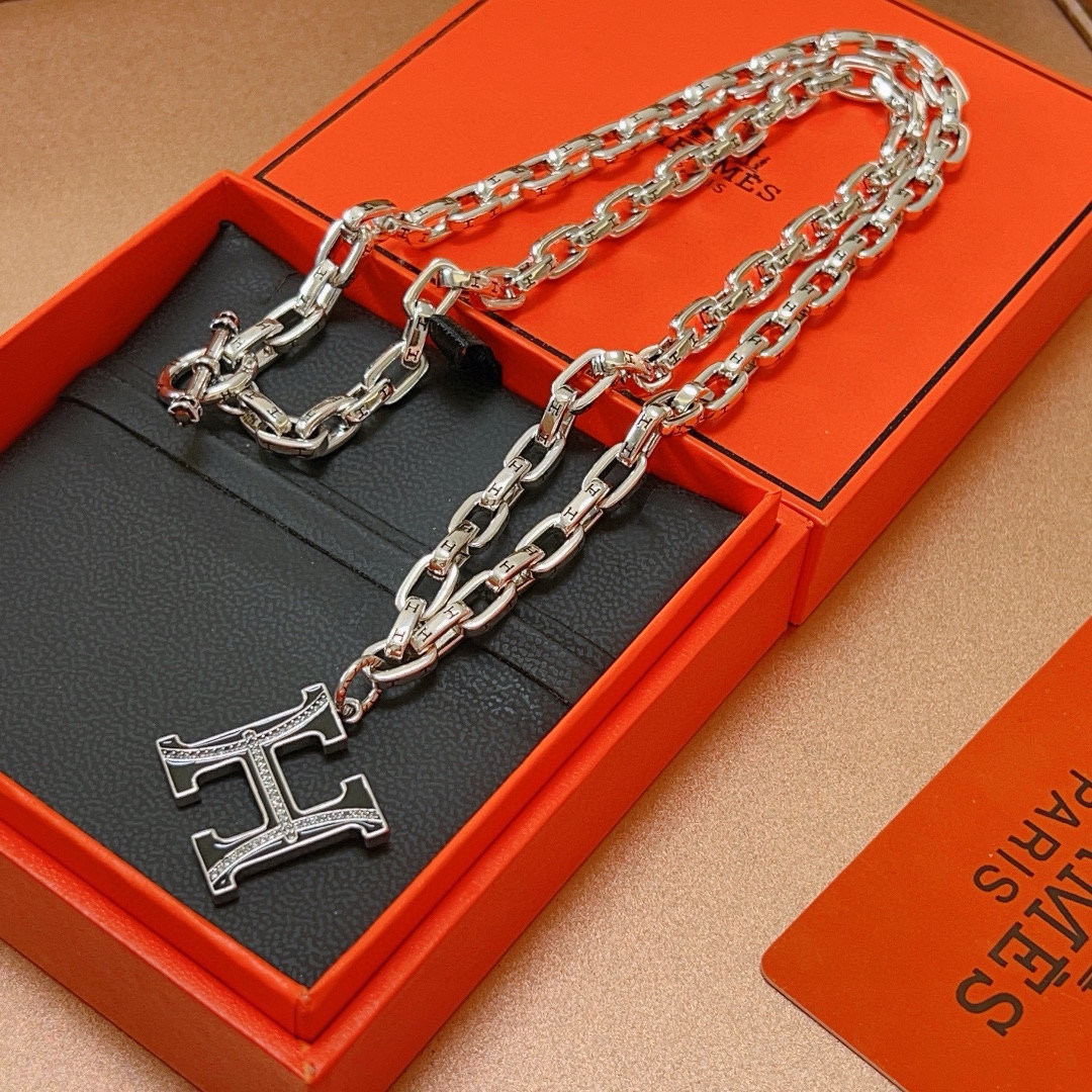 HERMES necklace