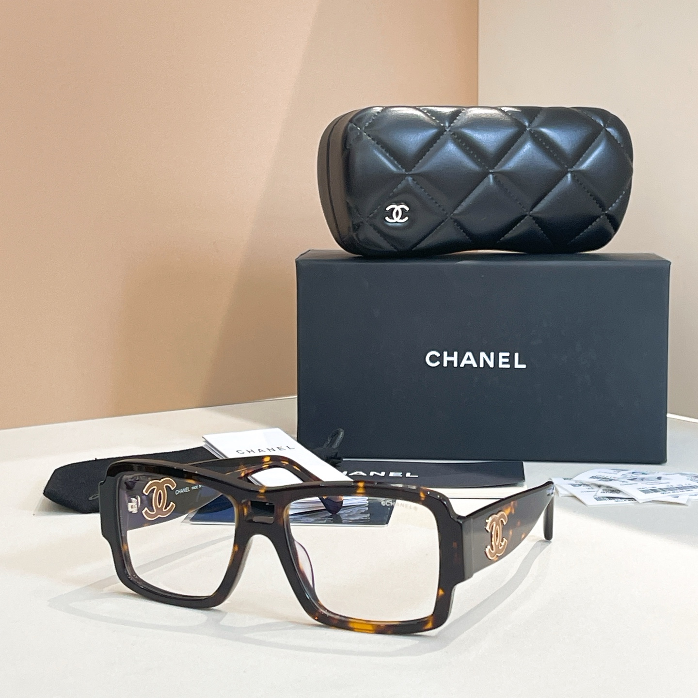 Chanel Sunglass