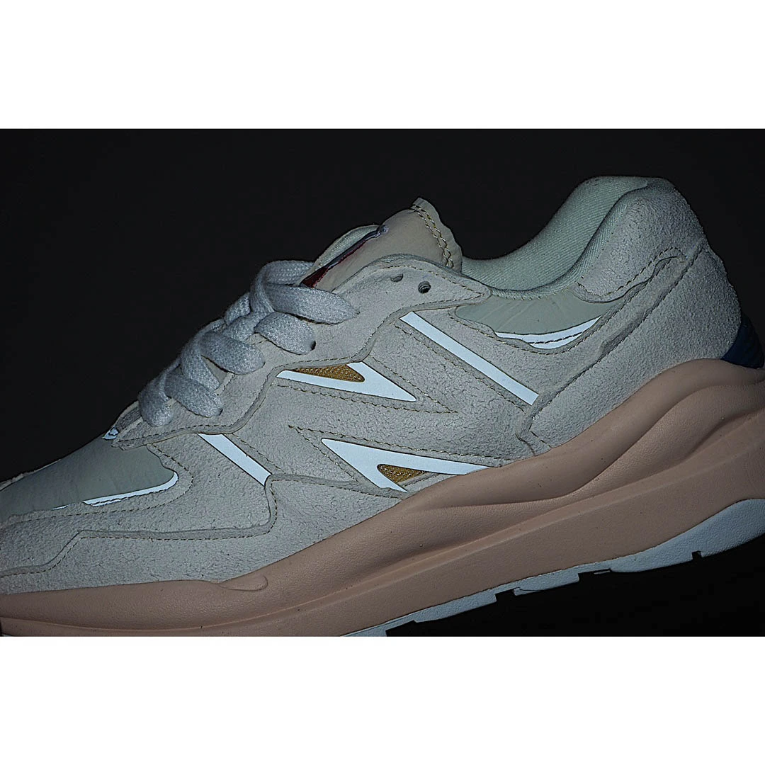 New Balance Casual Sneakers