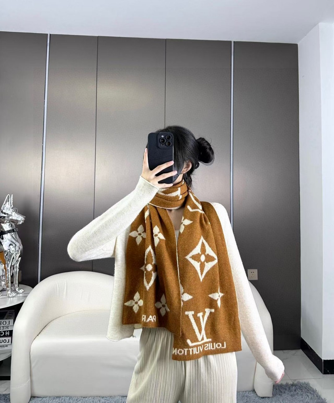 Louis Vuitton Knitted Cashmere Scarf