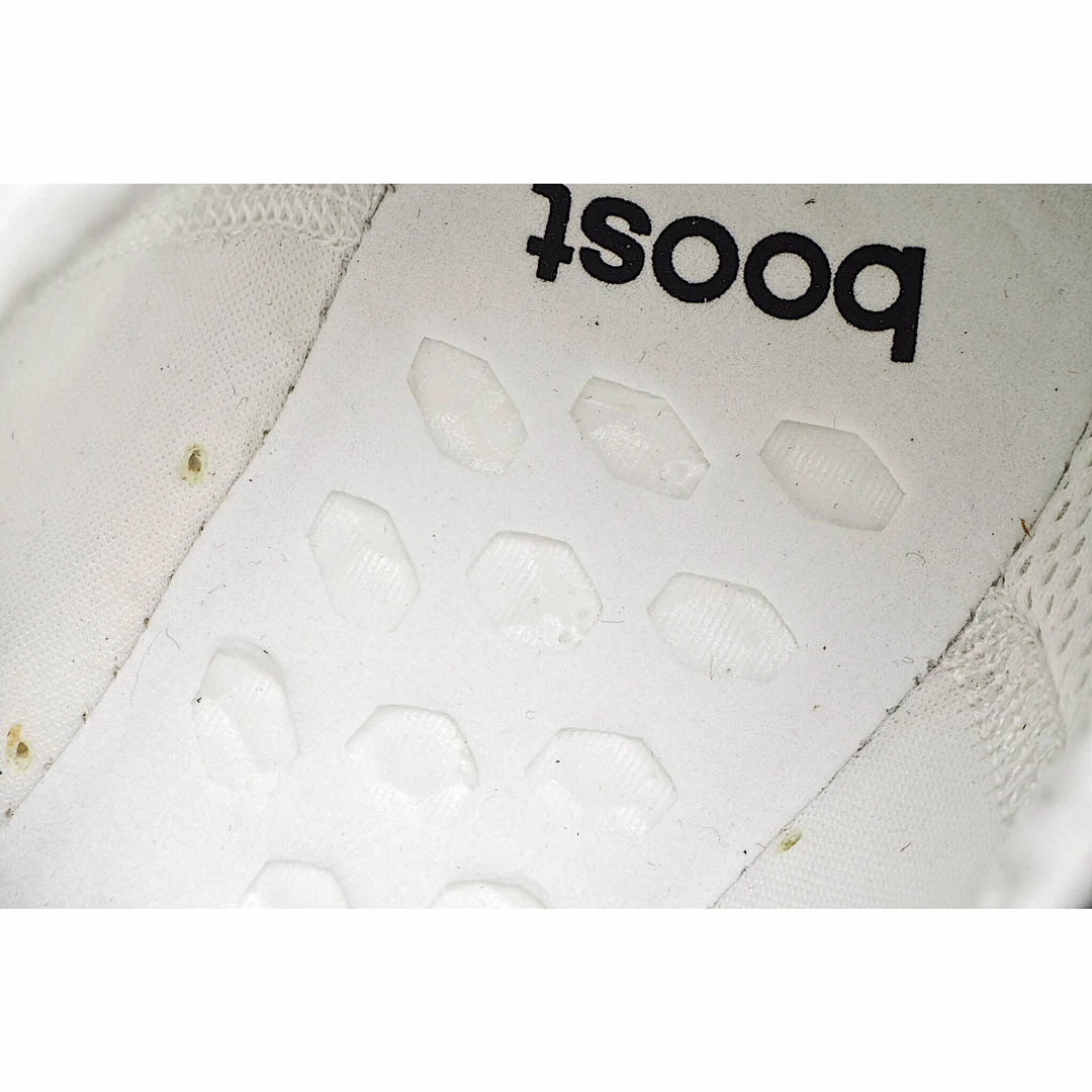 Adidas NMD_R1 'Graffiti Plugs'