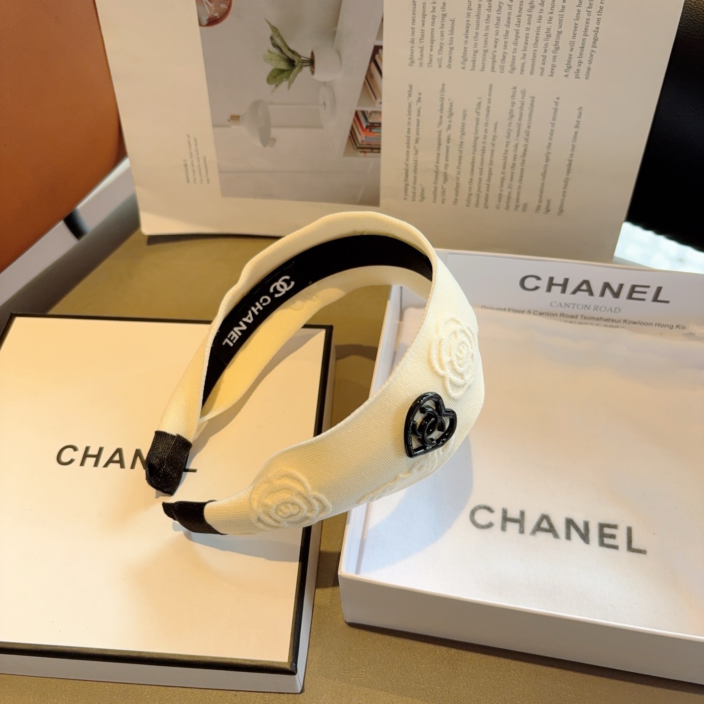 Chanel hairband