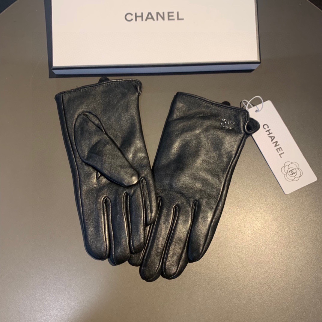 Chanel Gloves
