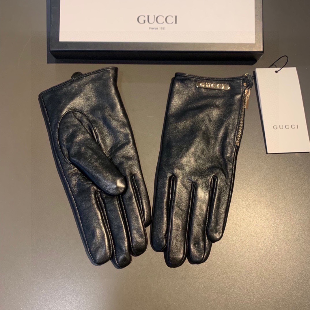 Gucci Gloves