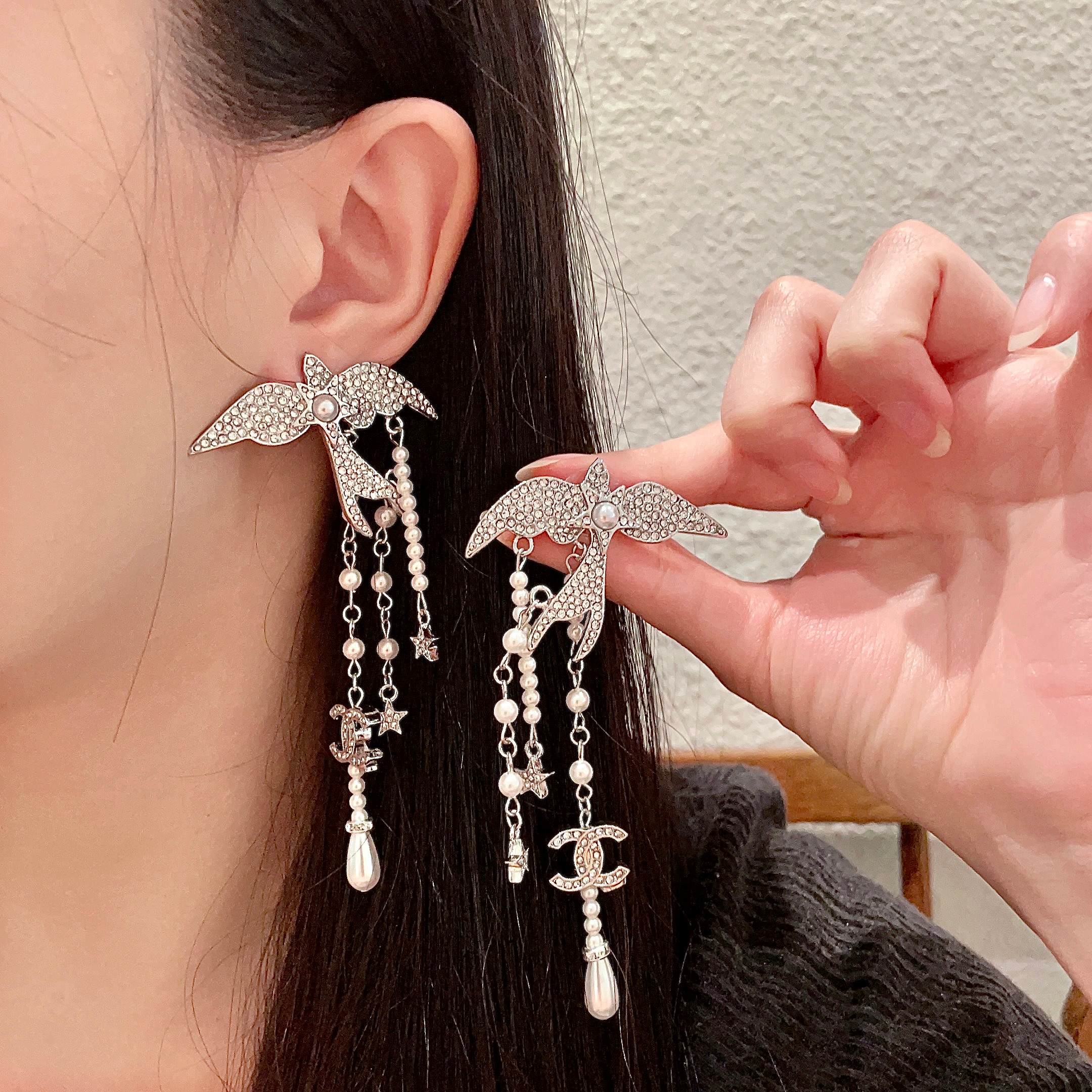 Chanel Earring 13