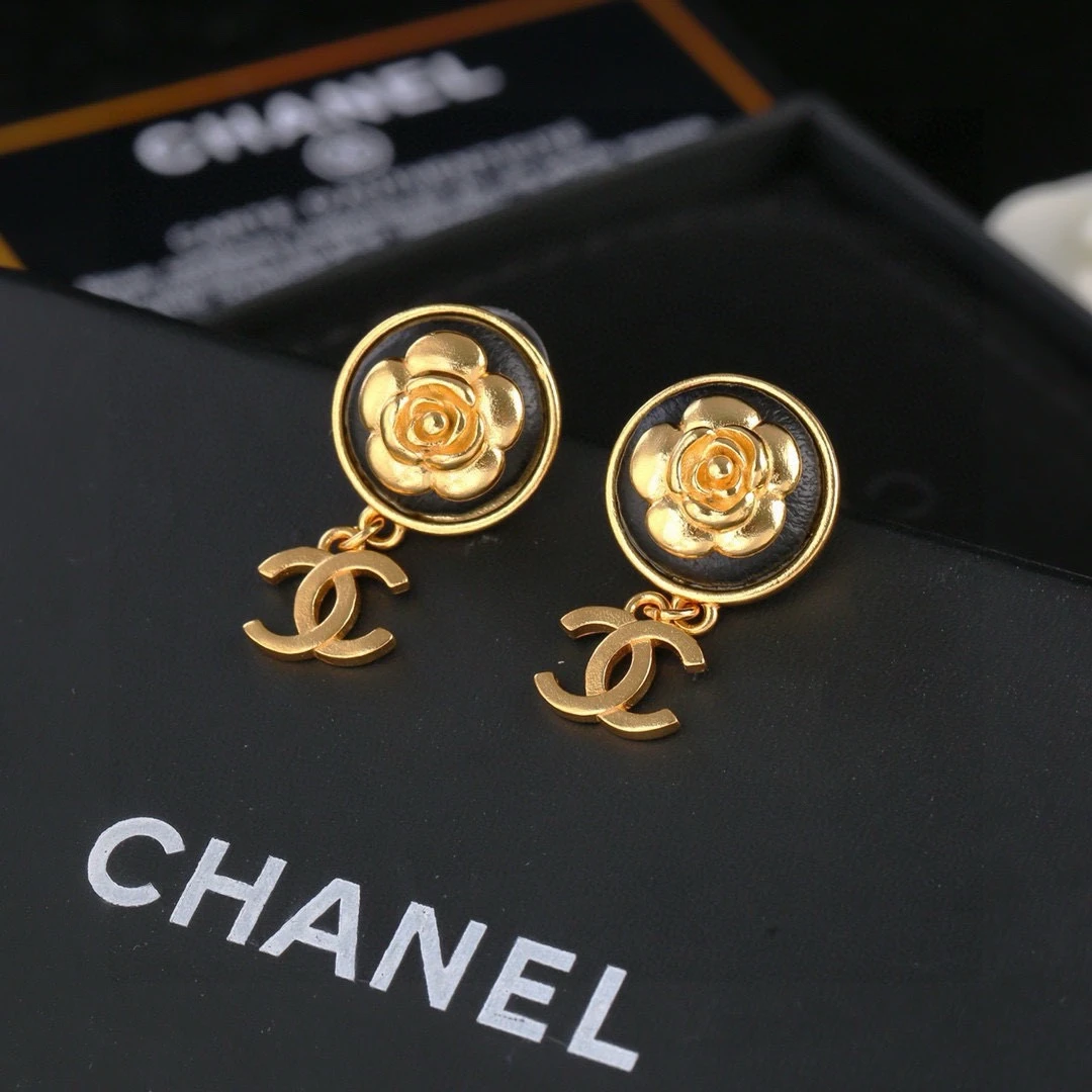 Chanel Earring