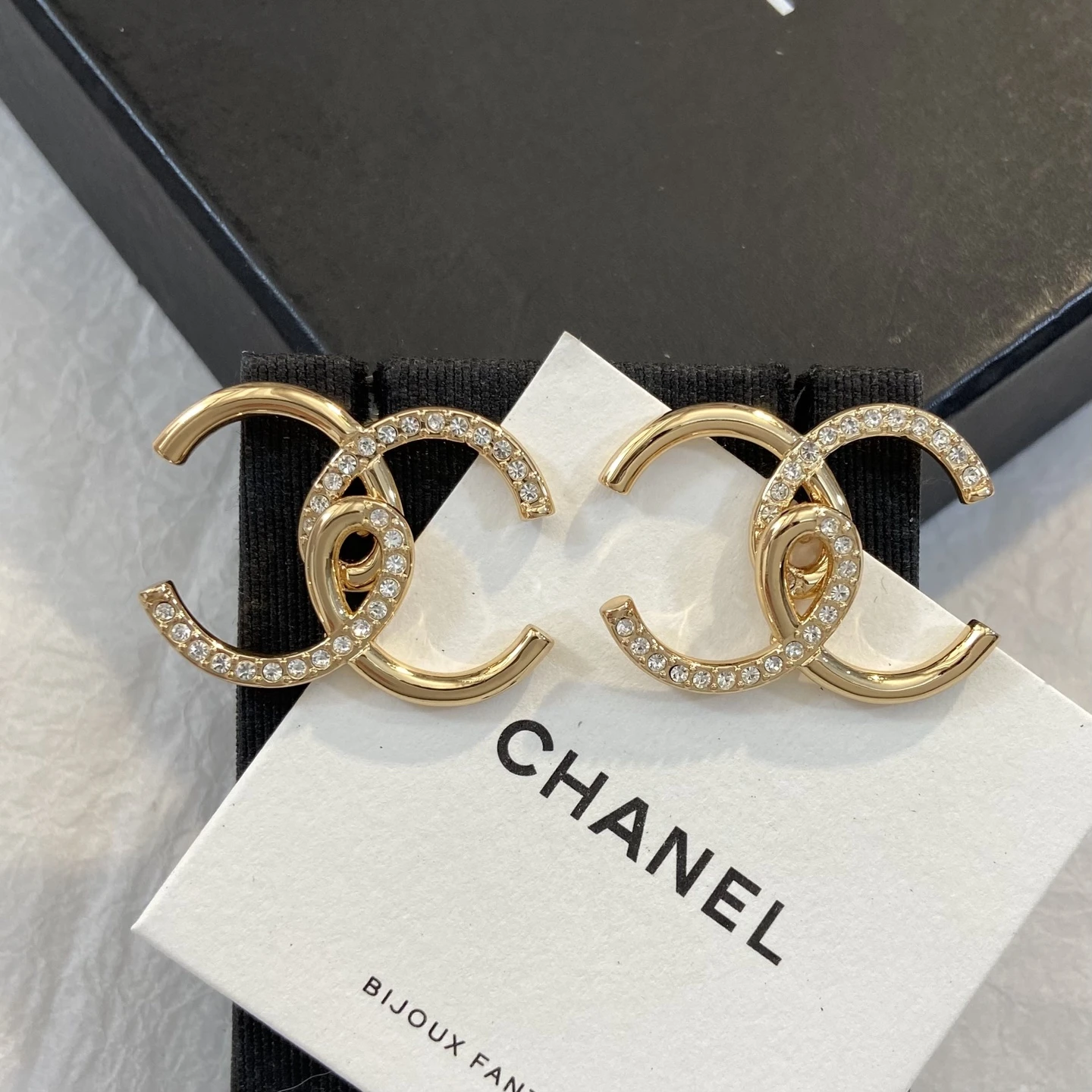 Chanel Earring