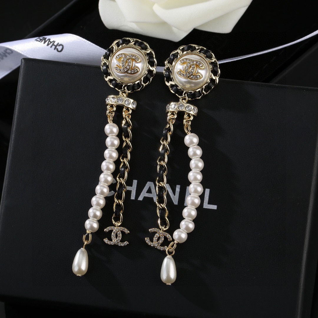 Chanel Earring