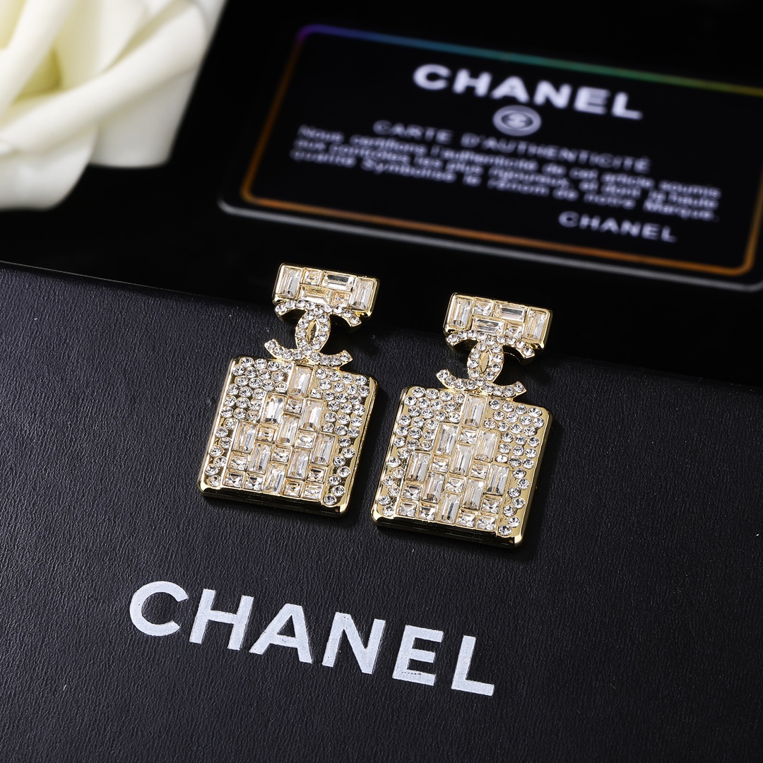 Chanel Earring