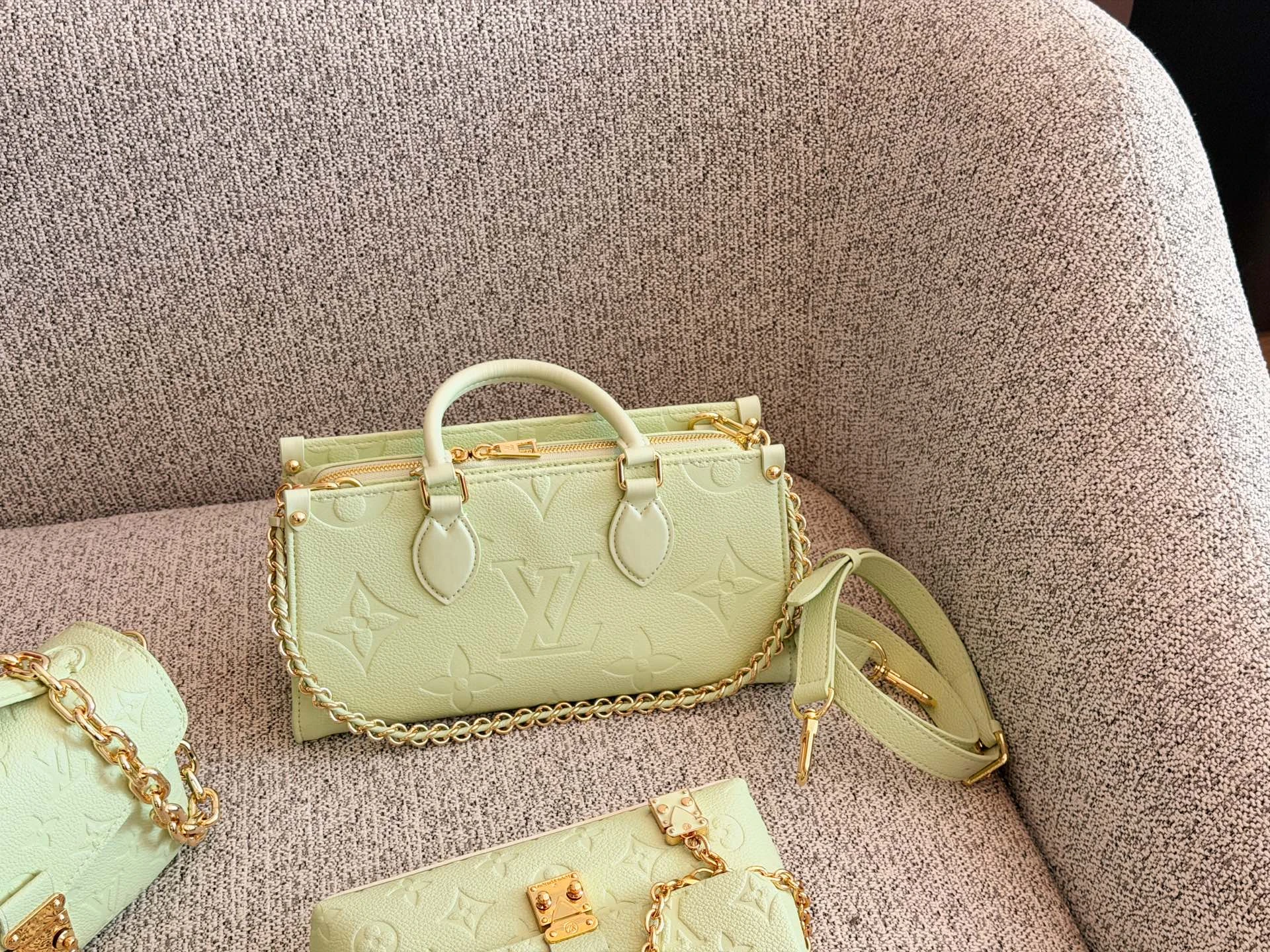lv OnTheGo east west