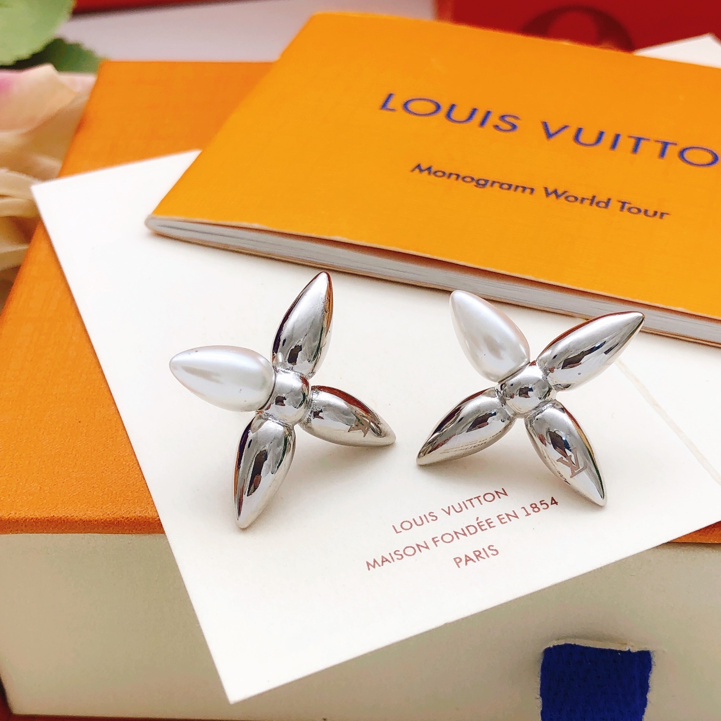 LV Earrings