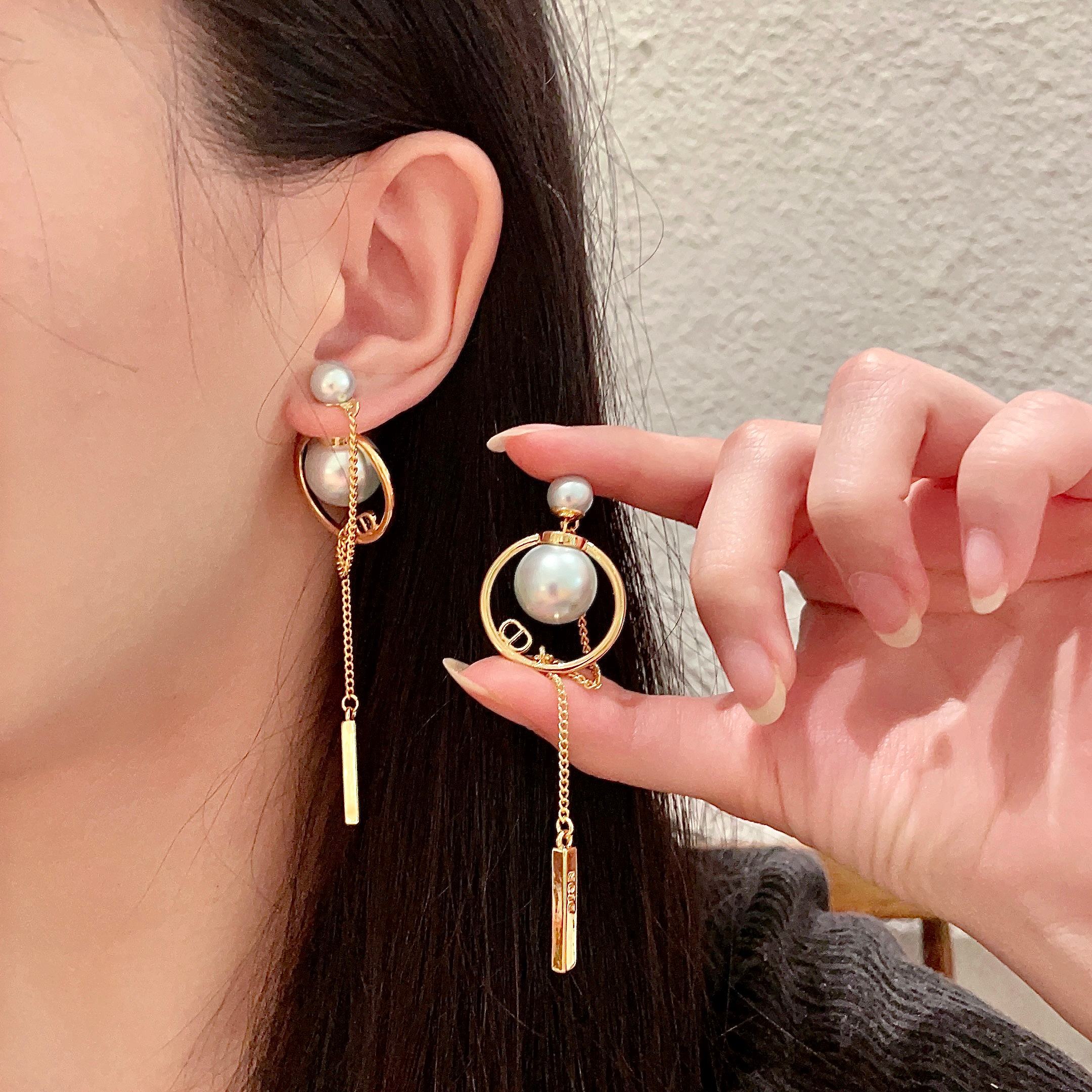 DIOR EARRING 70