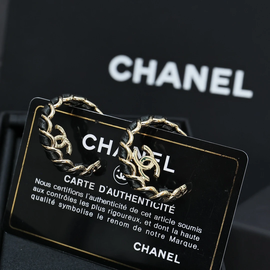 Chanel Earring