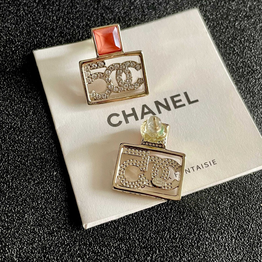 Chanel Earring 7
