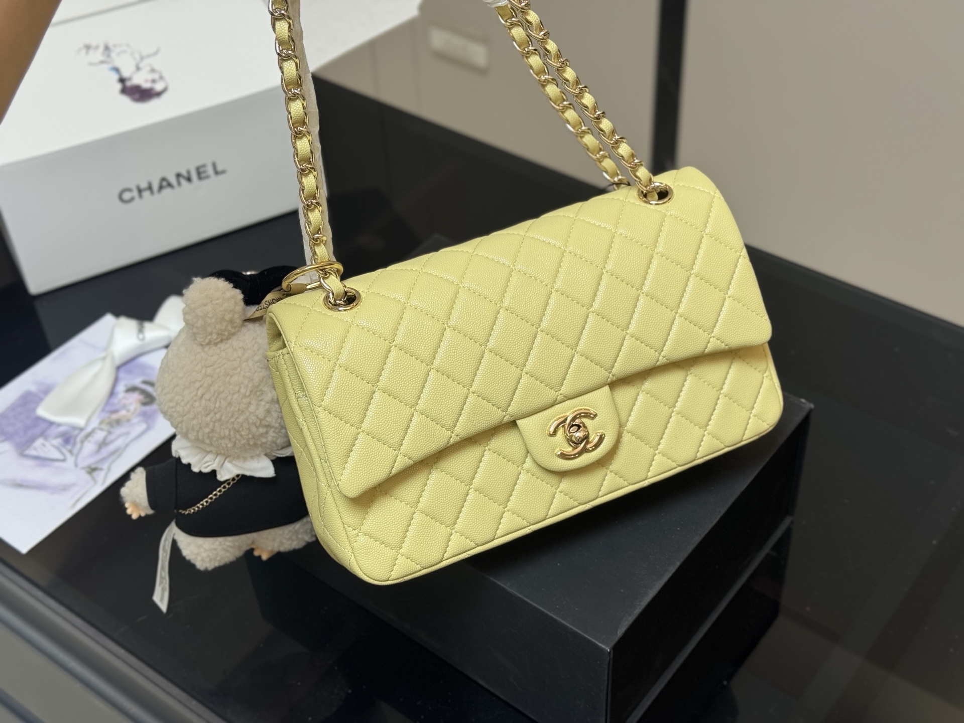 Chanel cf chain bag 25cm