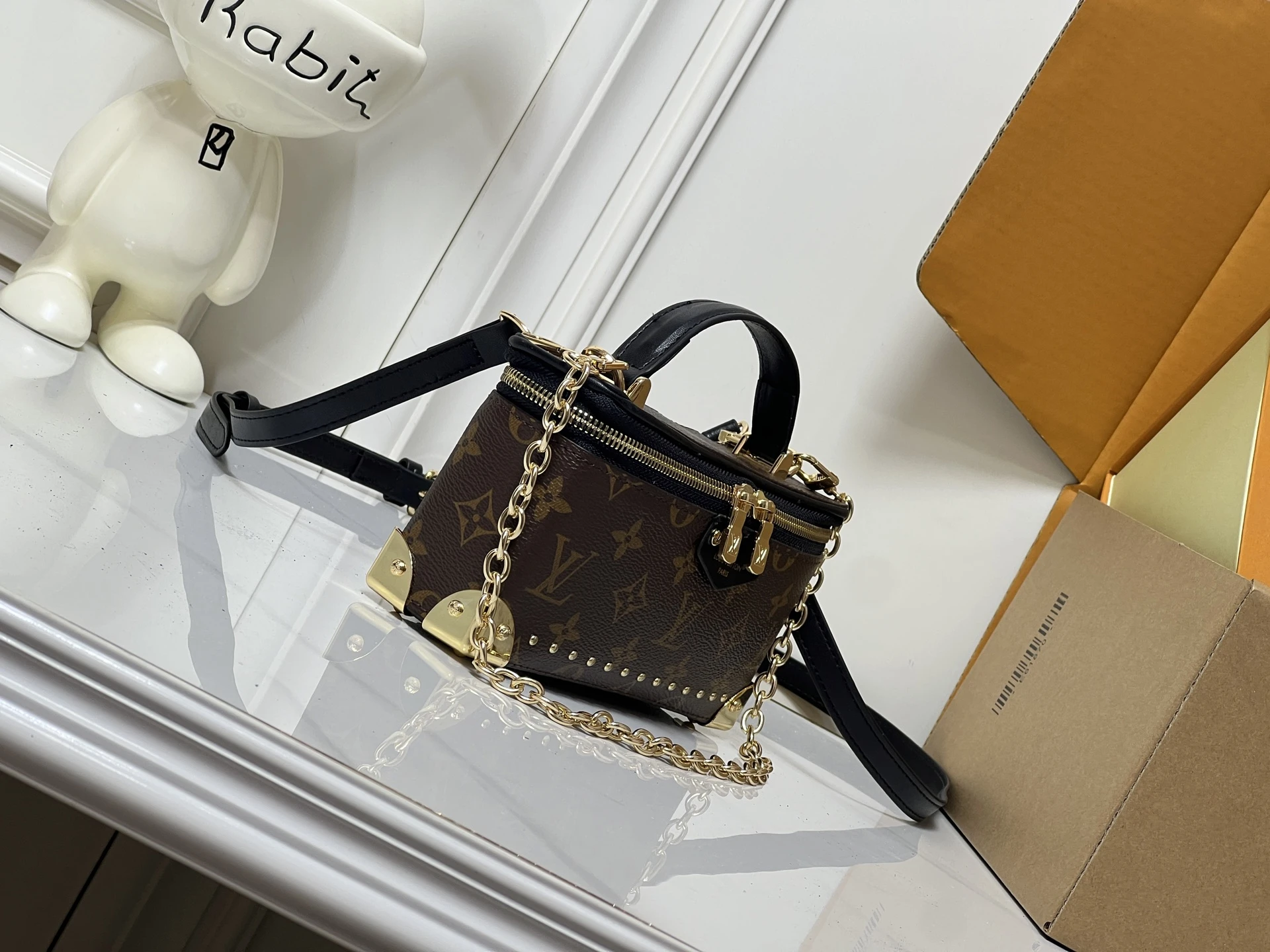 LV Tank Vanity Pouch
