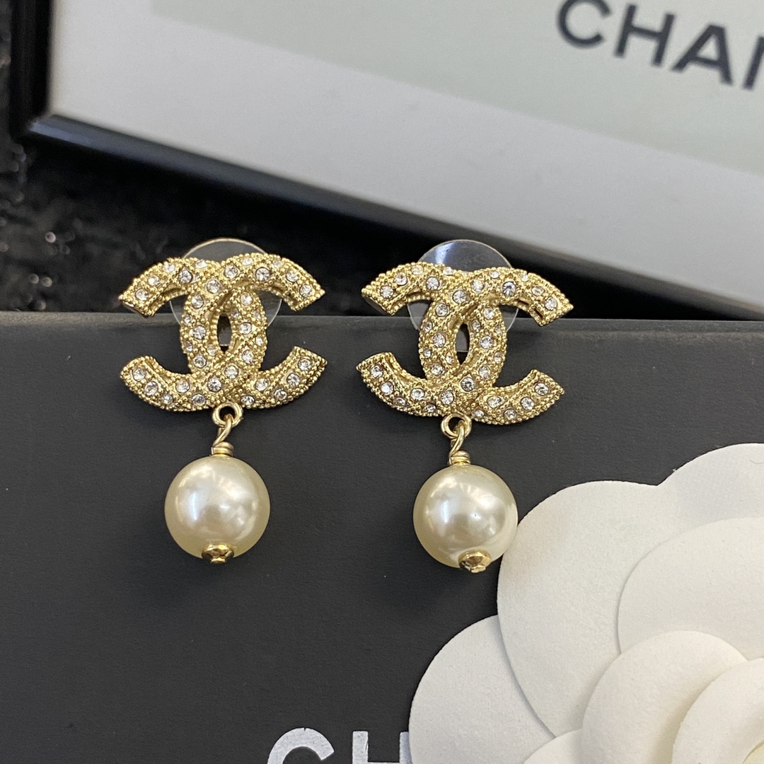 Chanel Earring