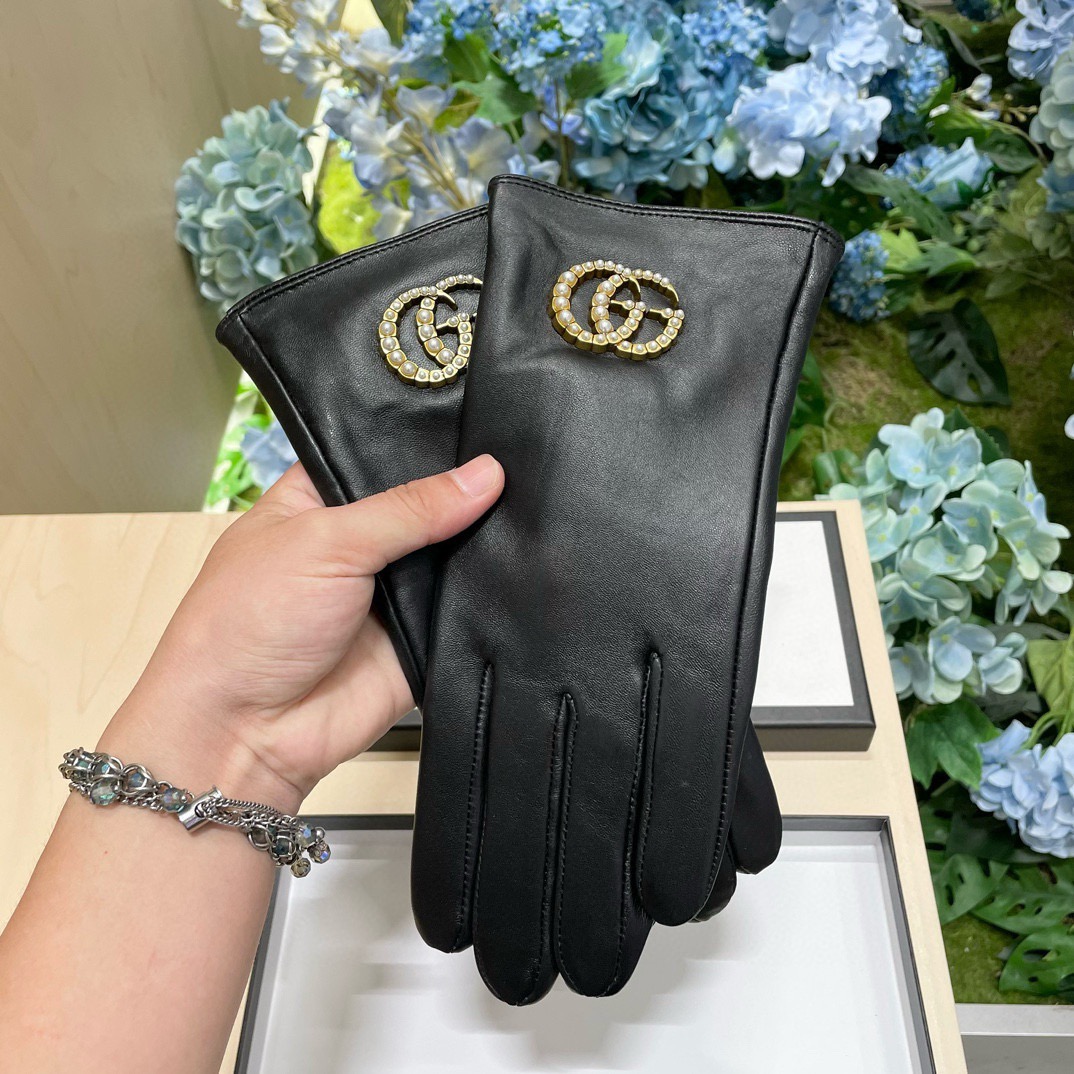 Gucci Gloves