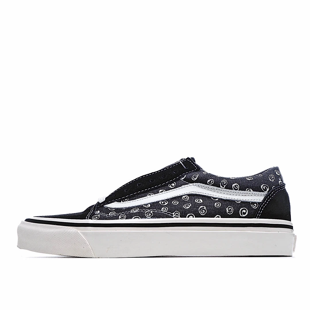 Vans Authentic Low-Top Sneakers