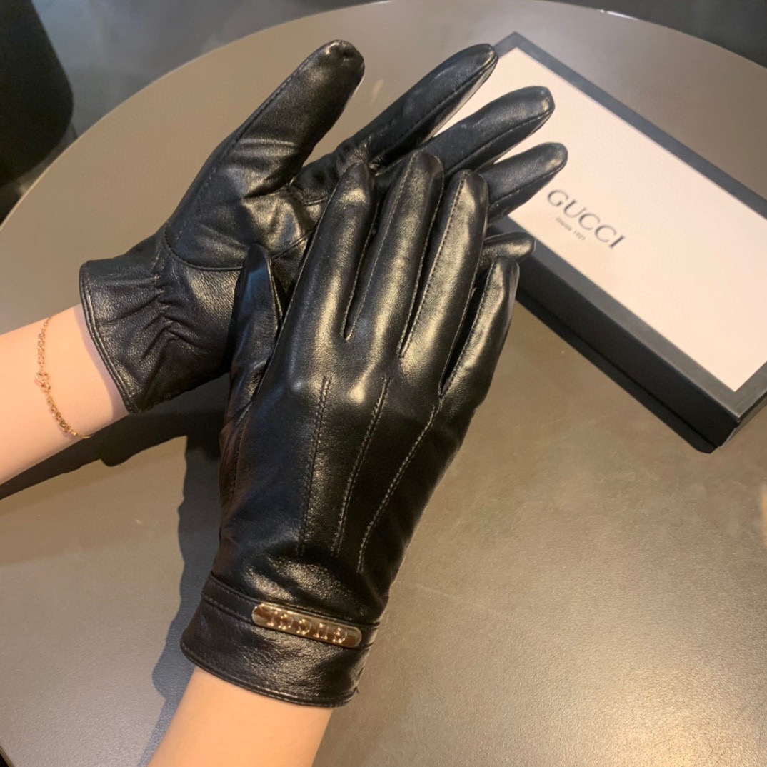 Gucci Gloves