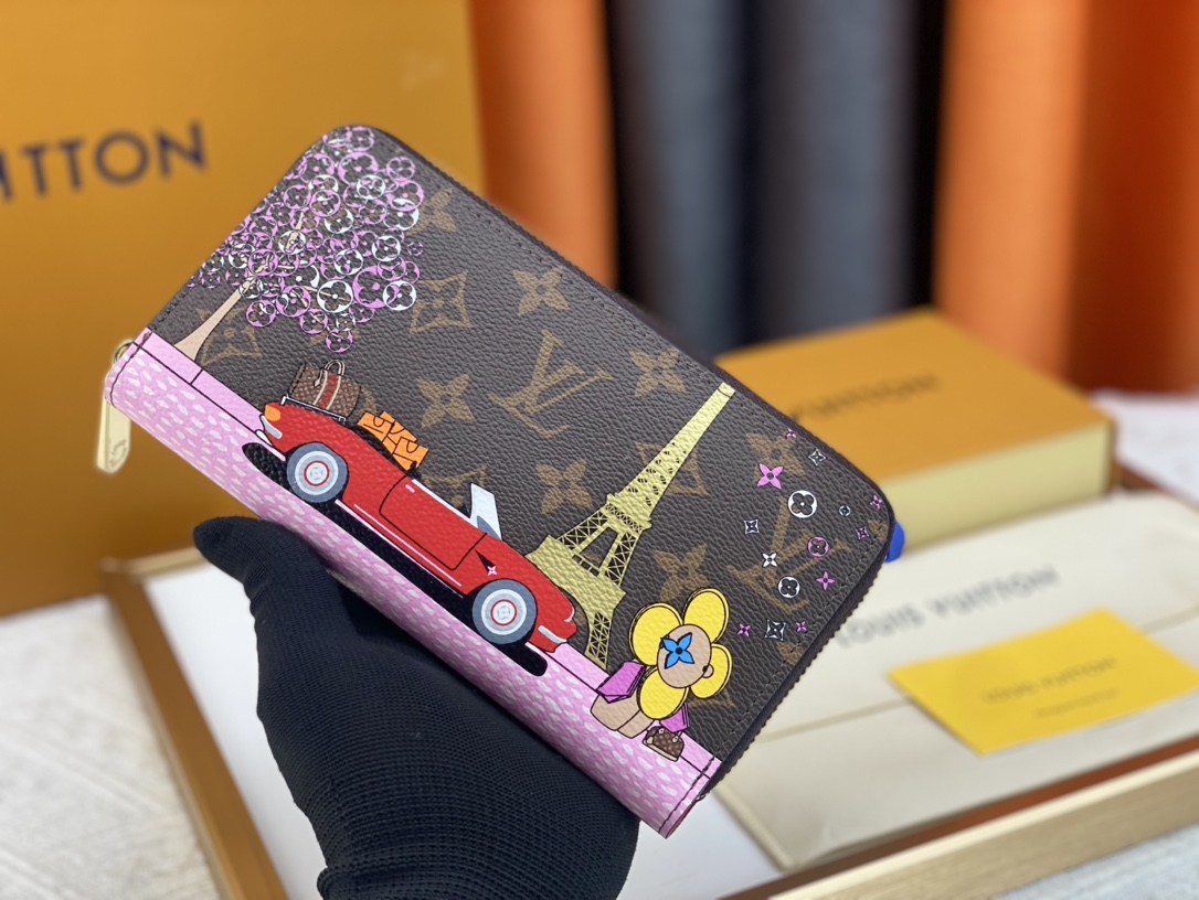 LV Vivienne Holidays