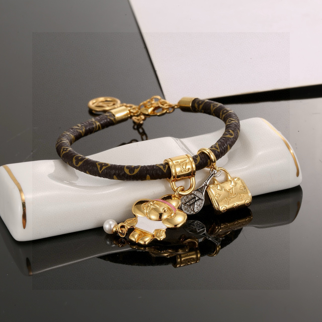 LV Bracelet