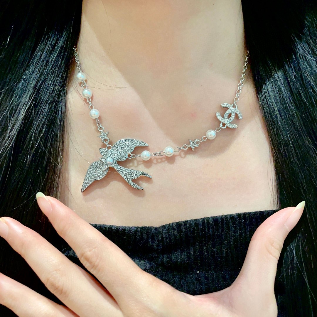 Chanel Necklace 9