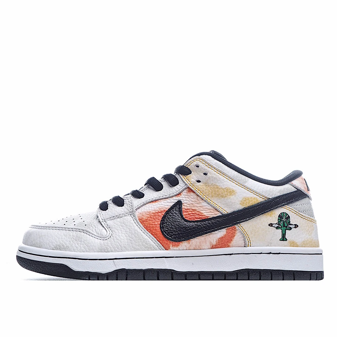 Nike SB Dunk Low &ldquo;Raygun