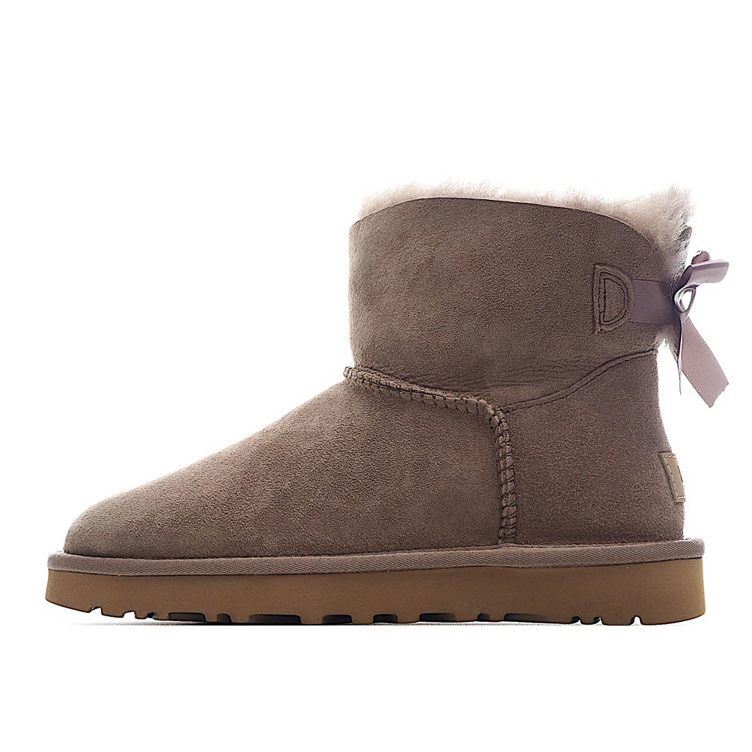 UGG Classic Mini series snow boots