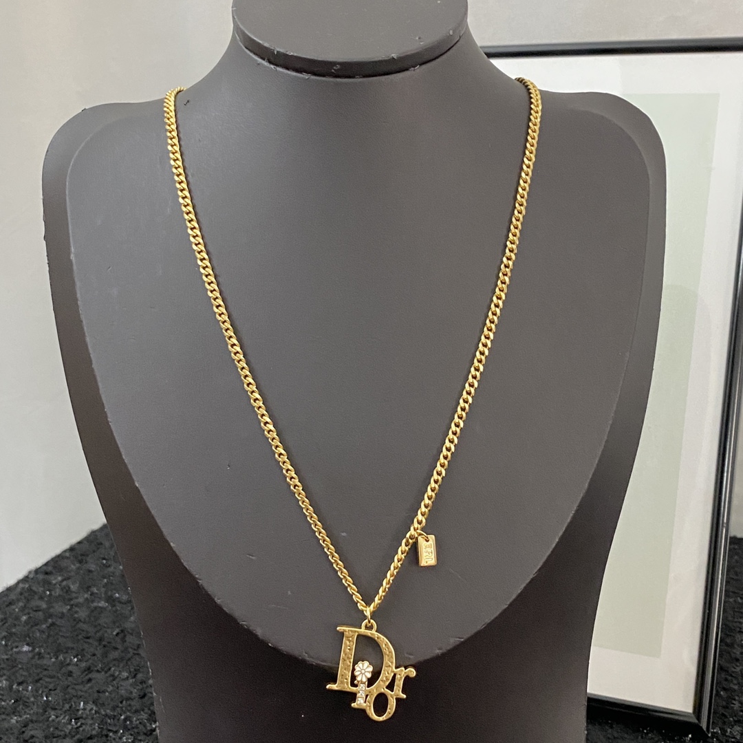 Dior Necklace