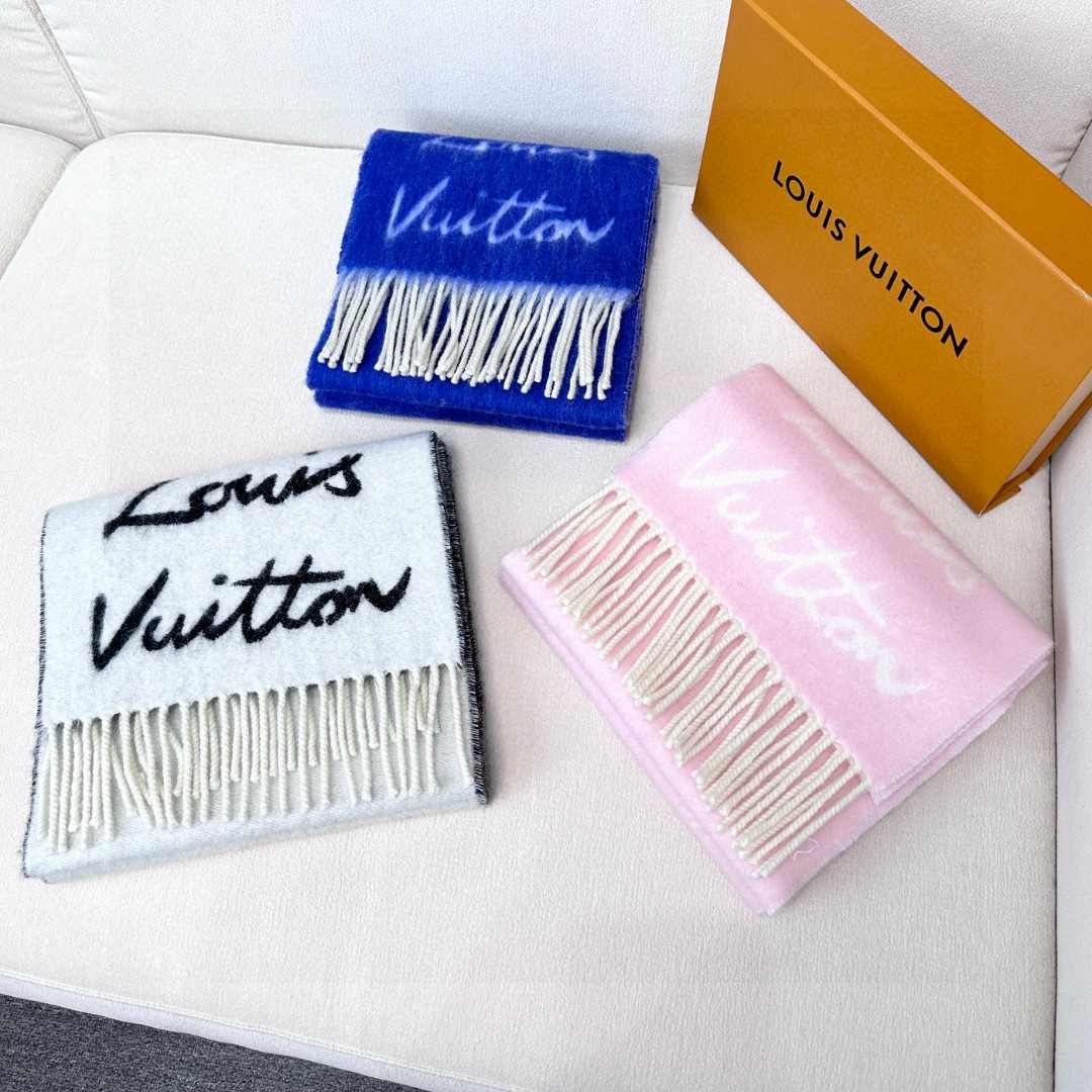 Louis Vuitton Scarves