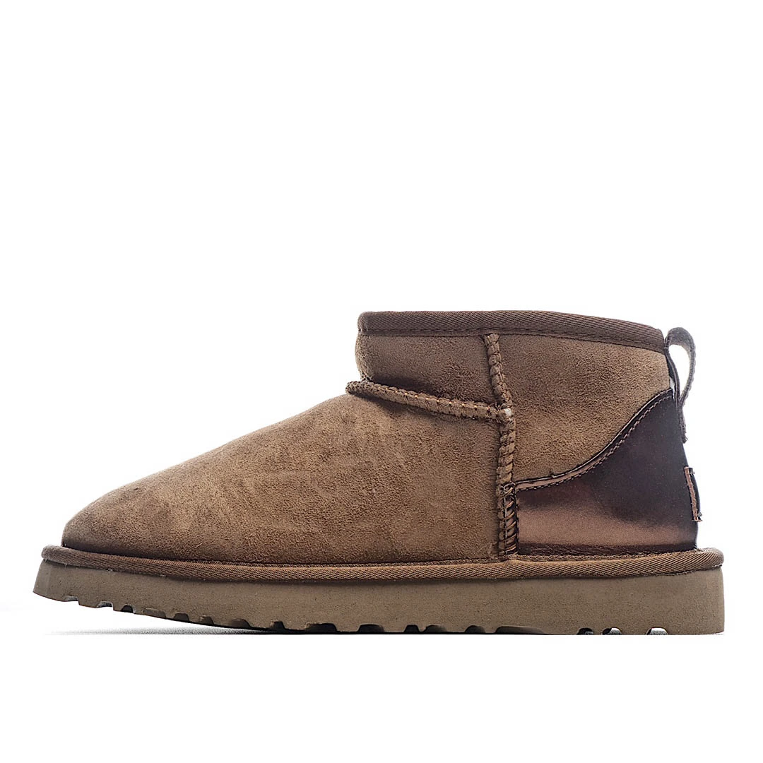UGG Classic Mini series snow boots