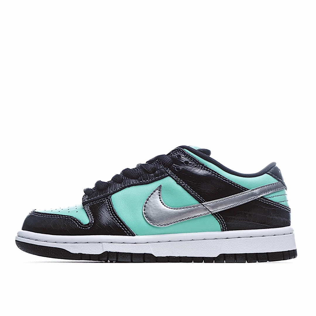 Diamond Supply Co. X Nike SB Dunk Low Pro  Tiffany   芙尼蓝