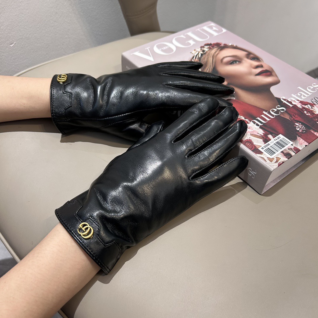 Gucci Gloves
