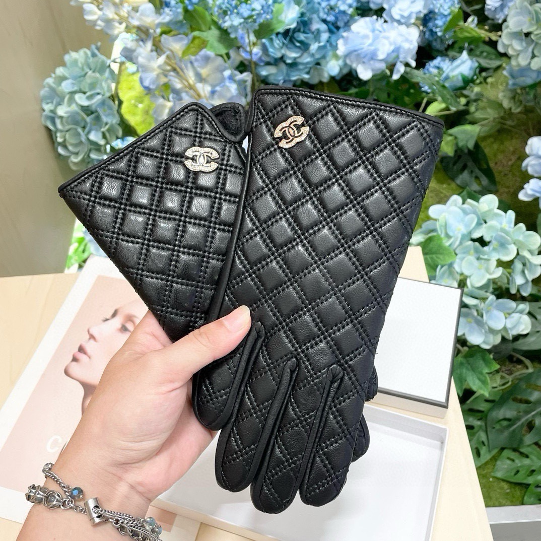 Chanel Gloves
