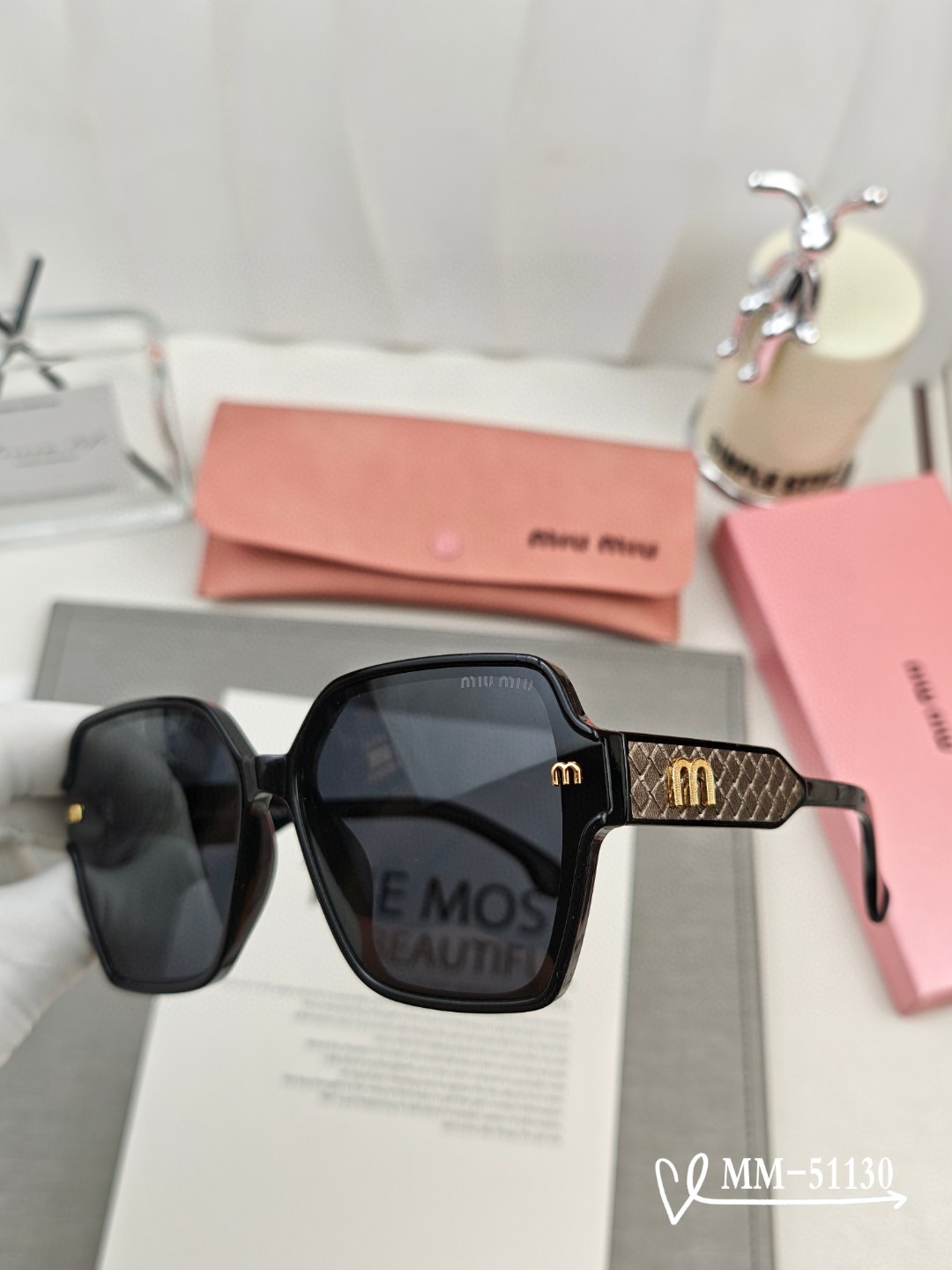 Miumiu Sunglass