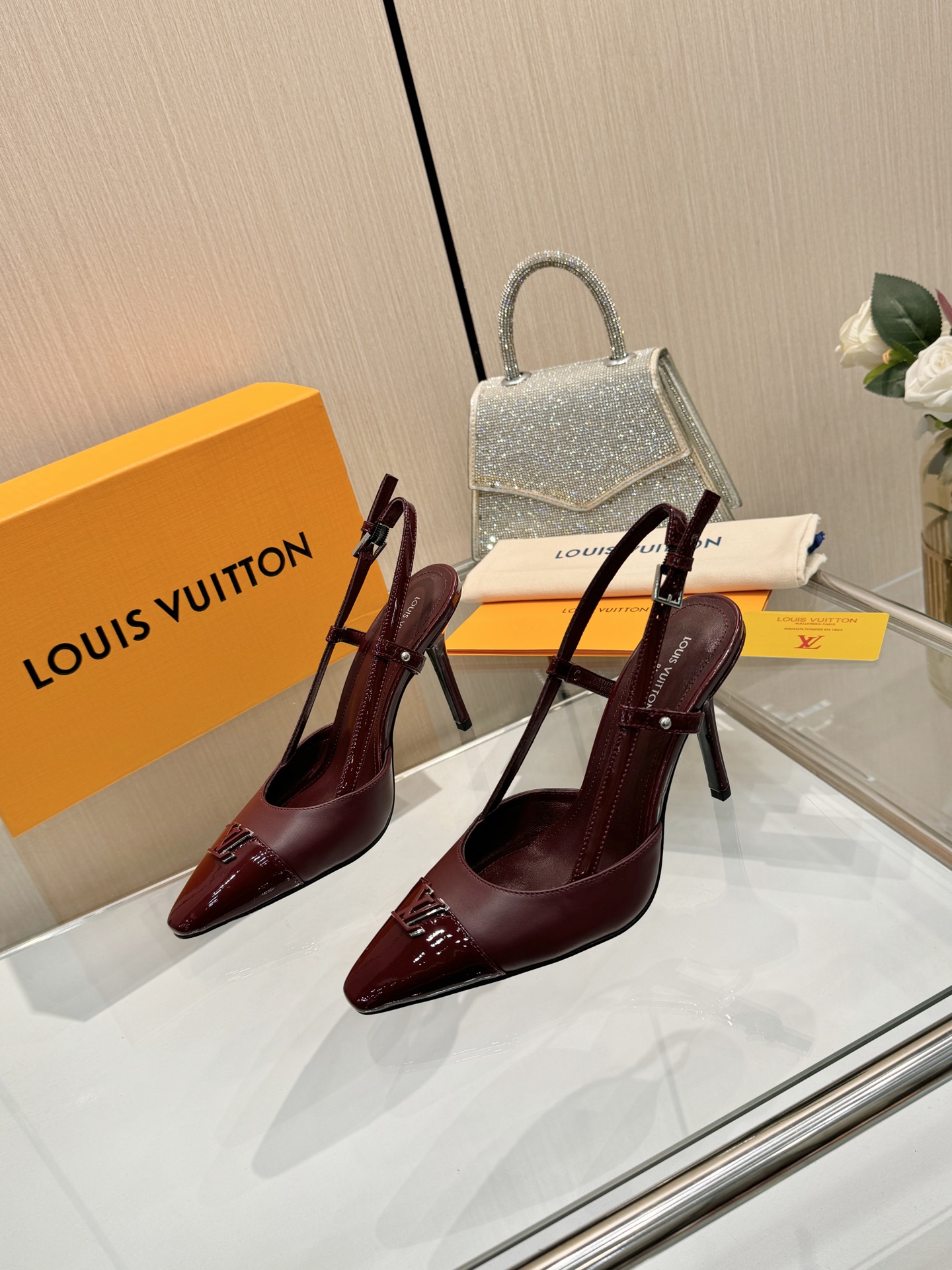 LV 2026 Early Spring Open-Back Shoes