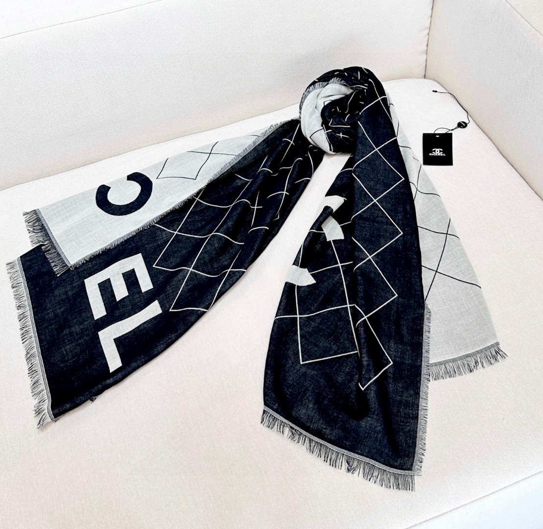 Chanel Wool Scarf