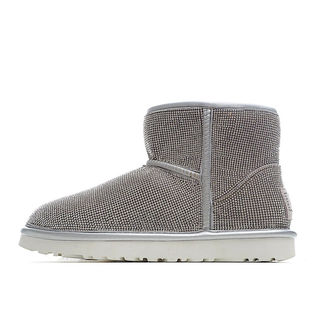 UGG Classic Mini series snow boots