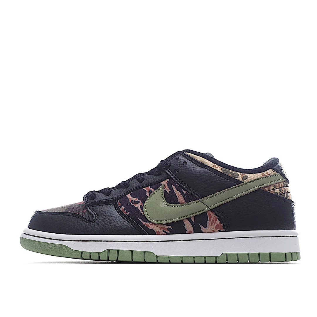 Nike SB Dunk Low &ldquo;Sail Multi-Camo&rdquo;