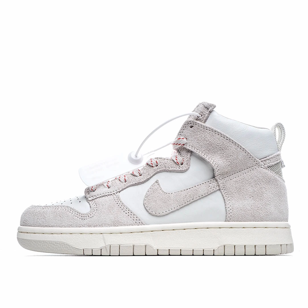 Nike SB Dunk High Pro &ldquo;Strawberry Cough